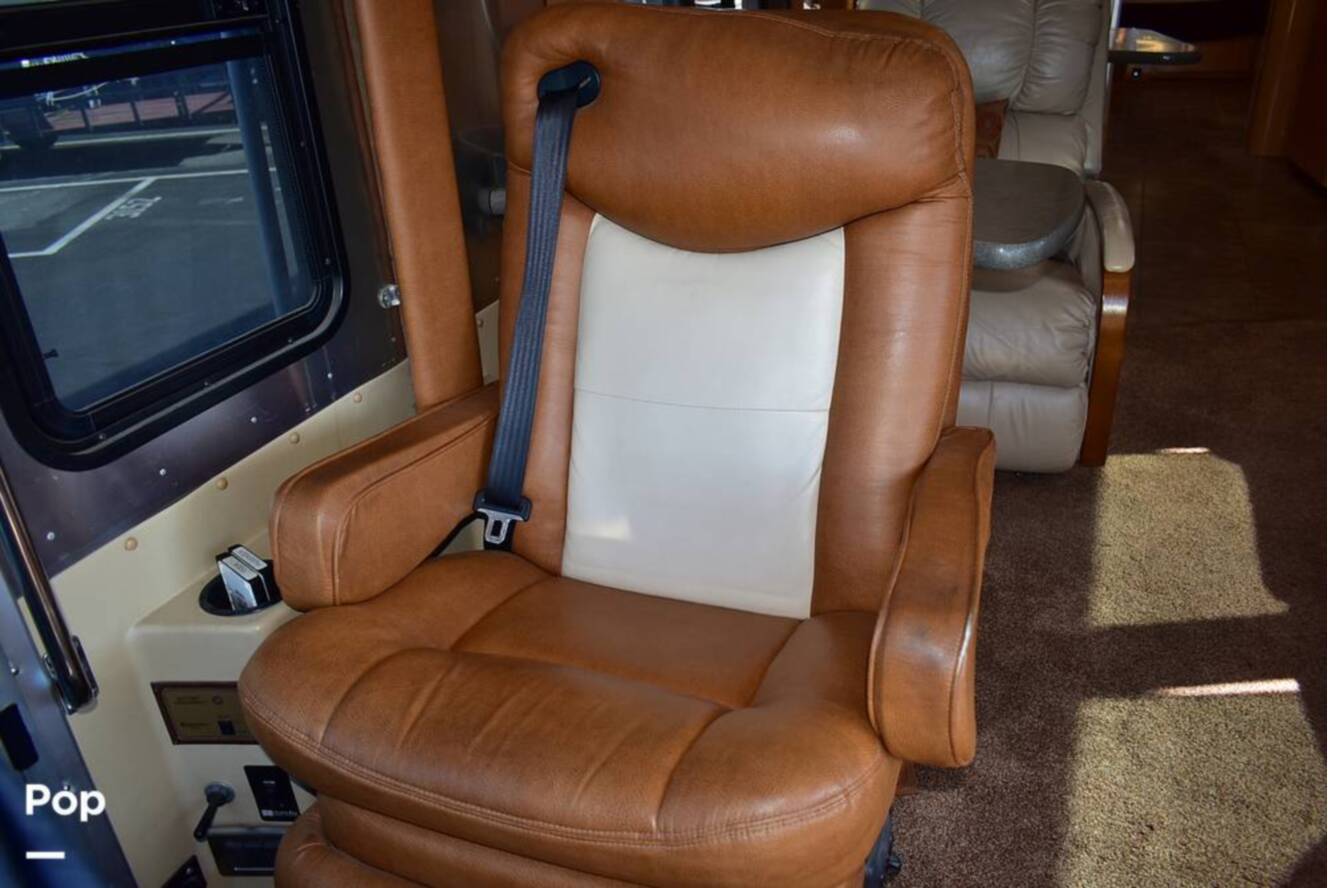 A photo of this 2006 Airstream Land Yacht A37