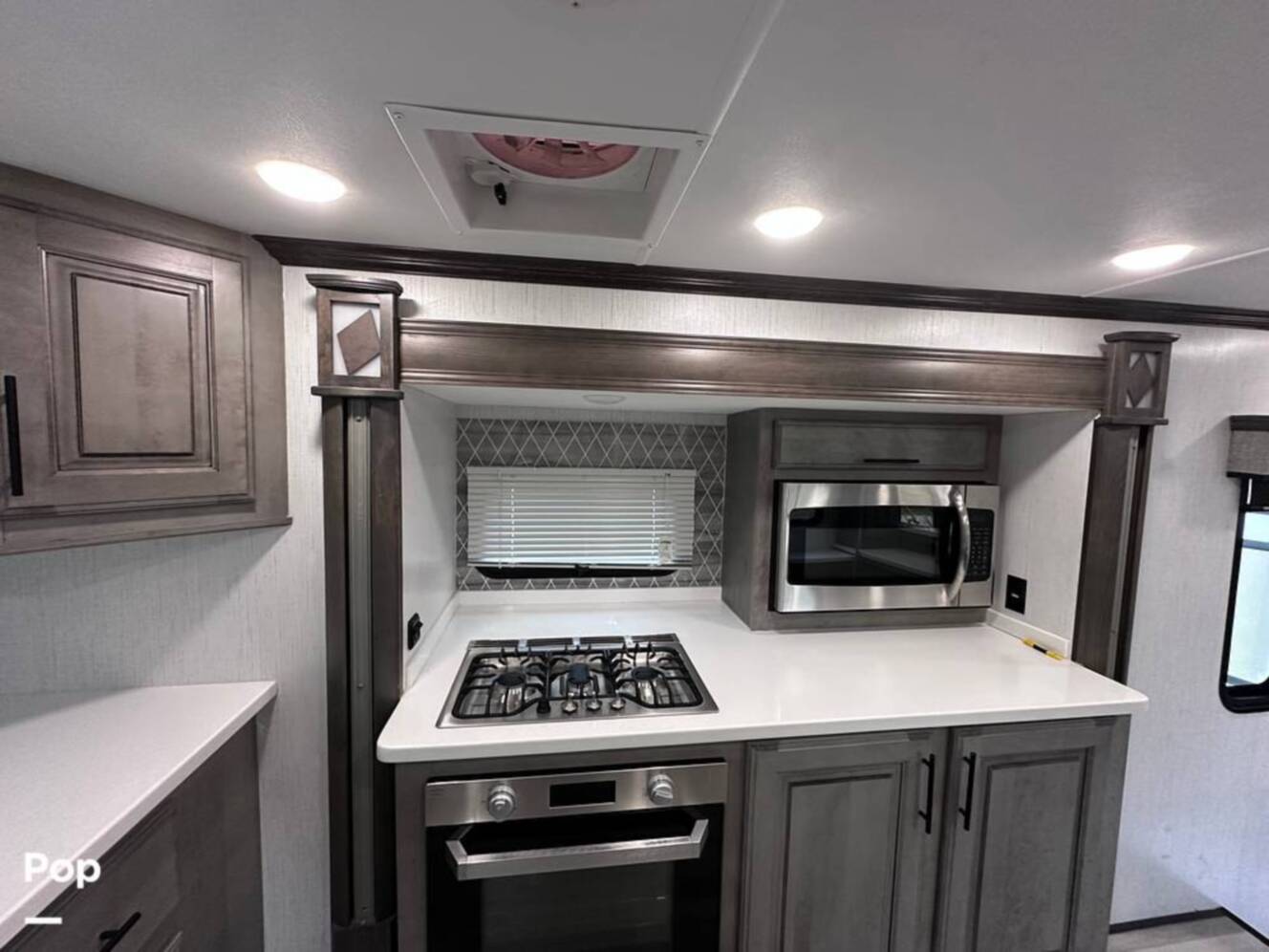A photo of this 2021 Heartland Bighorn 3995FK