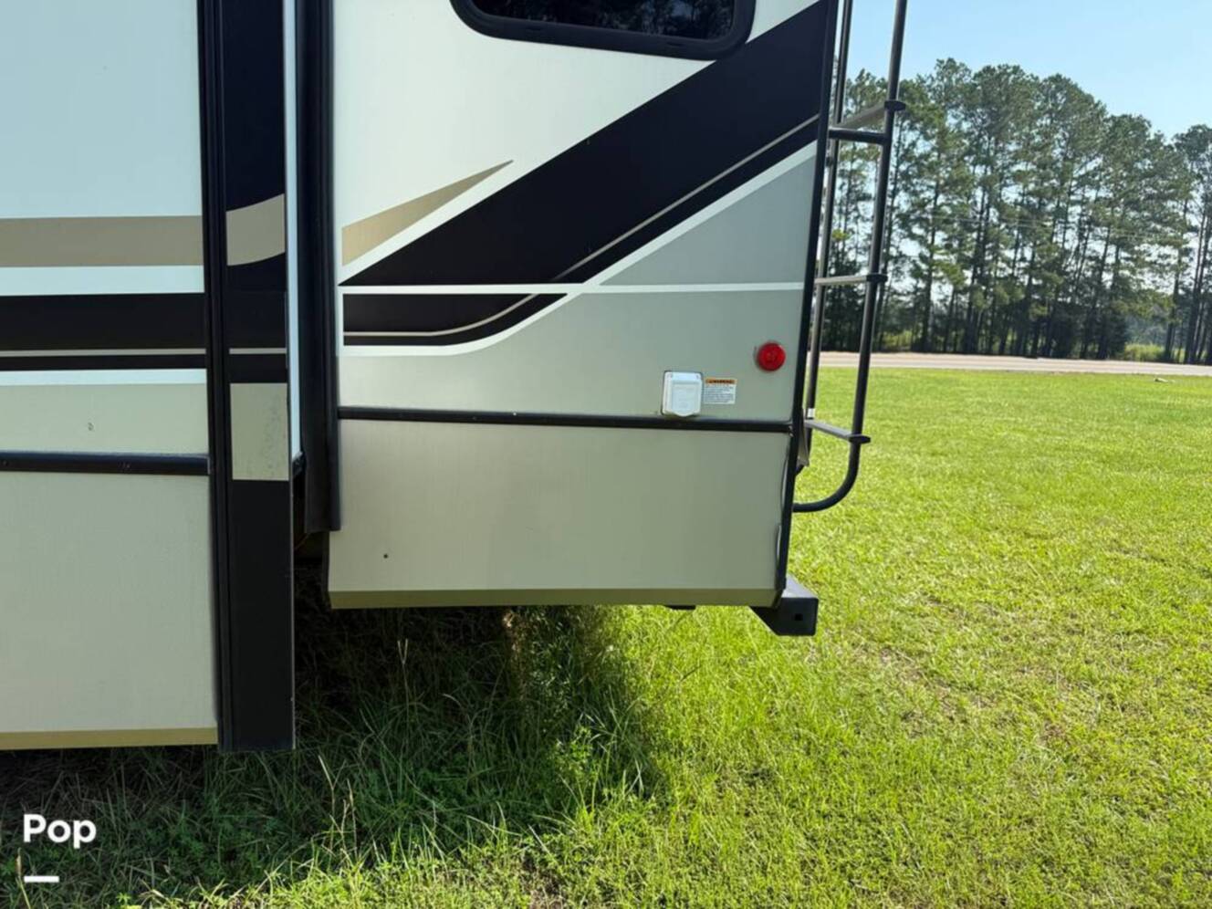 A photo of this 2022 Prime Time Crusader Lite 335RLP