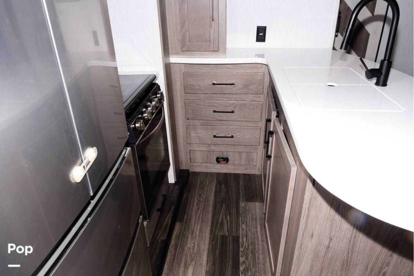 A photo of this 2021 Heartland ElkRidge 38RSRT
