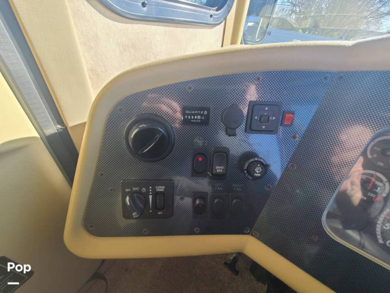 A photo of this 2009 Tiffin Allegro Bay 35TSB