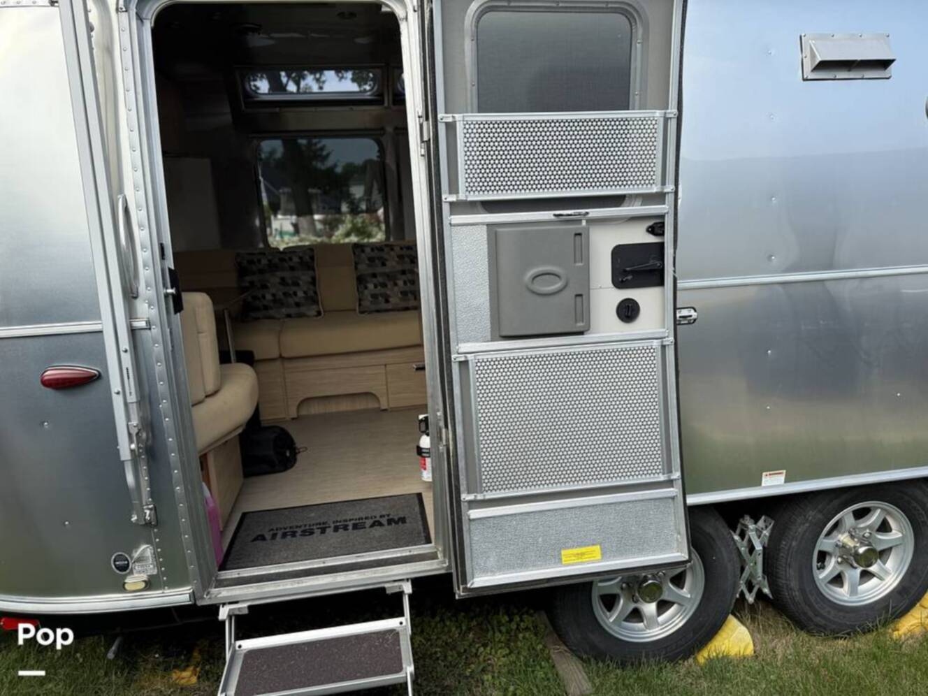 A photo of this 2019 Airstream Flying Cloud 25FB