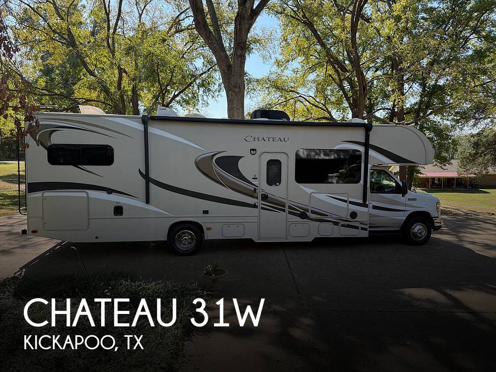 2015 Thor Motor Coach Chateau 31W in frankston TX