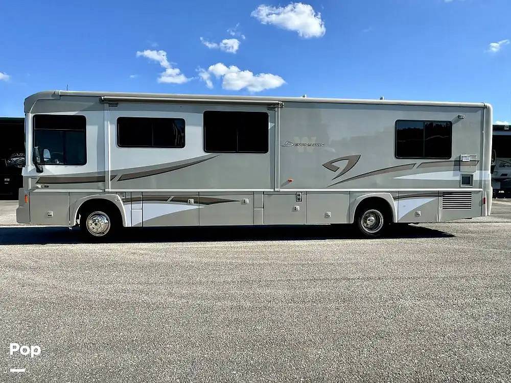 2008 Winnebago Destination 39W in enoch UT