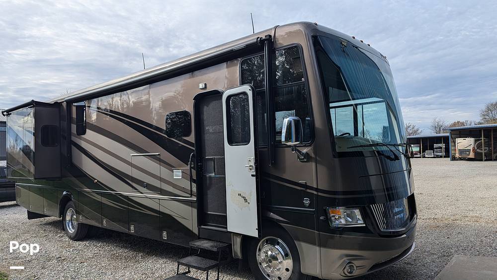 2018 Newmar Canyon Star 3710 in greenfield IN