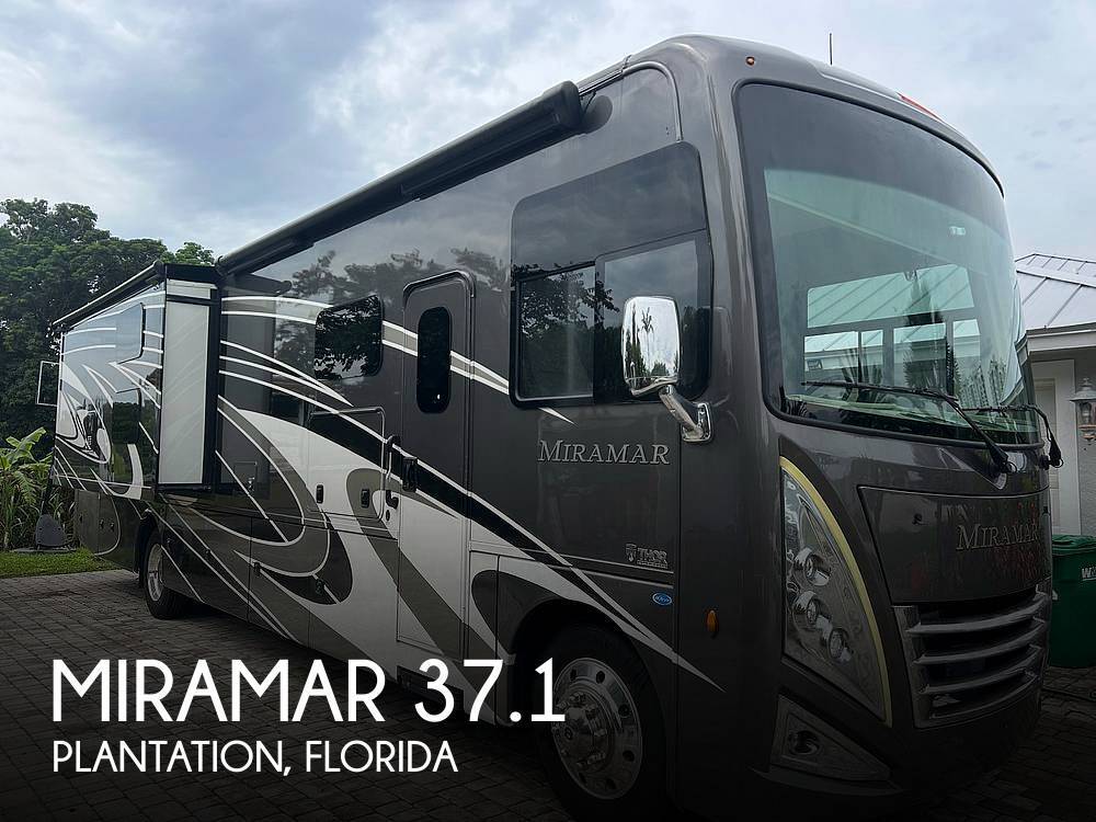 2022 Thor Motor Coach Miramar 37.1 RV