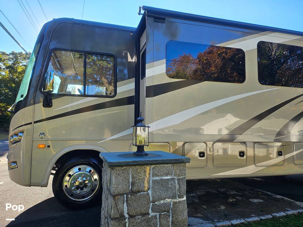 2020 Forest River Georgetown GT5 36B5 5 SERIES GT5 36B5 in orange CT