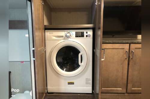 2022 Winnebago Adventurer 35F in riverton UT