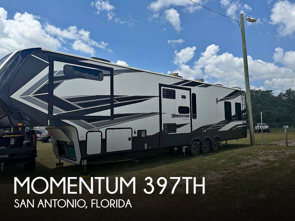 2020 Grand Design Momentum 397TH Fifth Wheel Toy Hauler RV