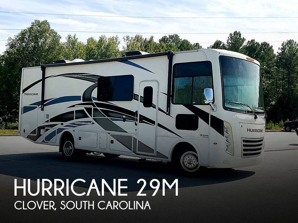 2022 Thor Motor Coach Hurricane 29M RV