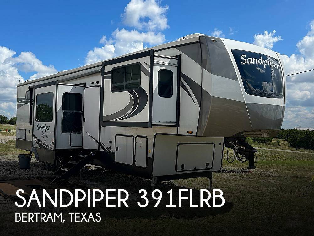 2022 Forest River Sandpiper 391FLRB RV