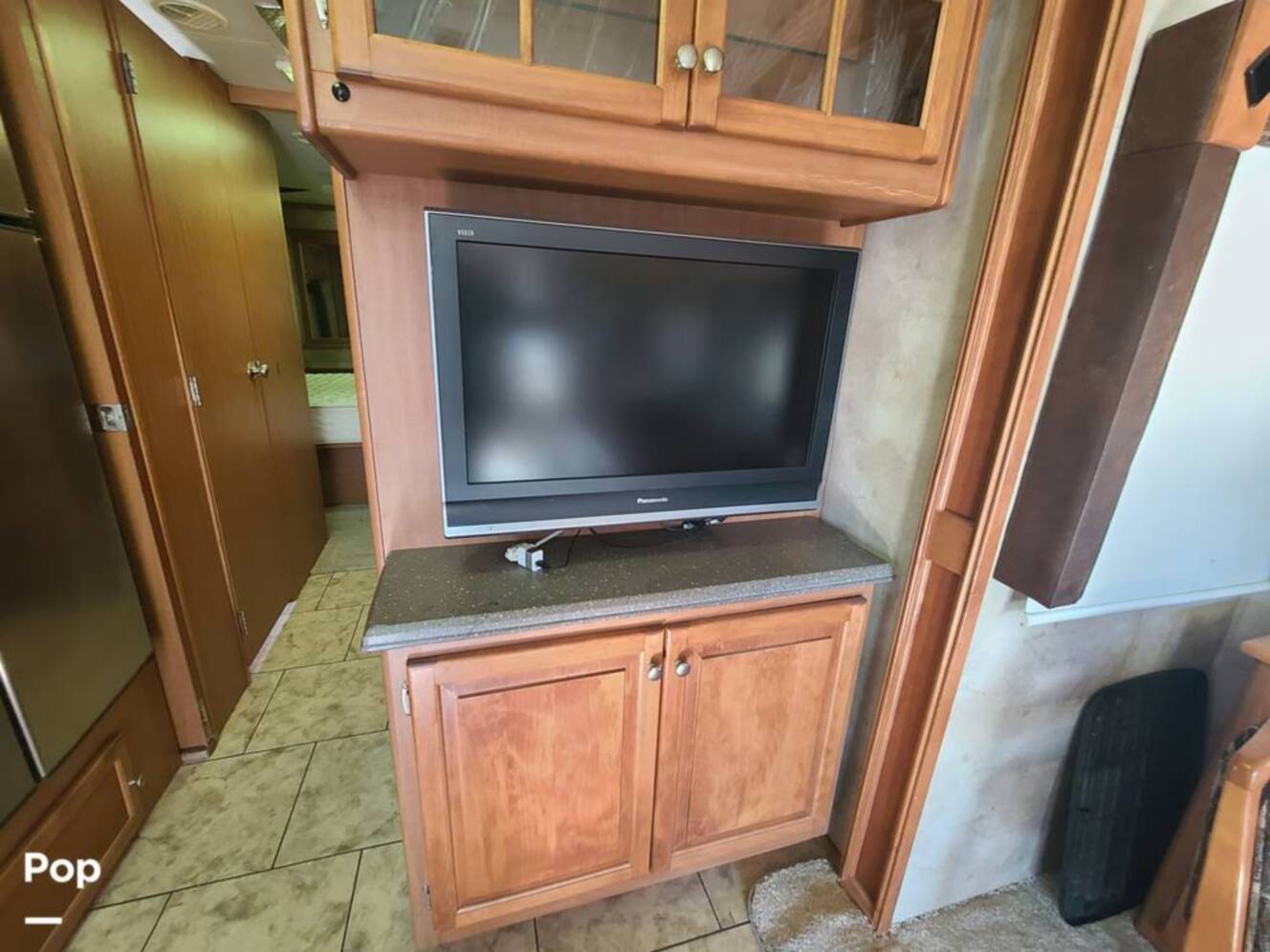 A photo of this 2009 Tiffin Allegro Bay 35TSB