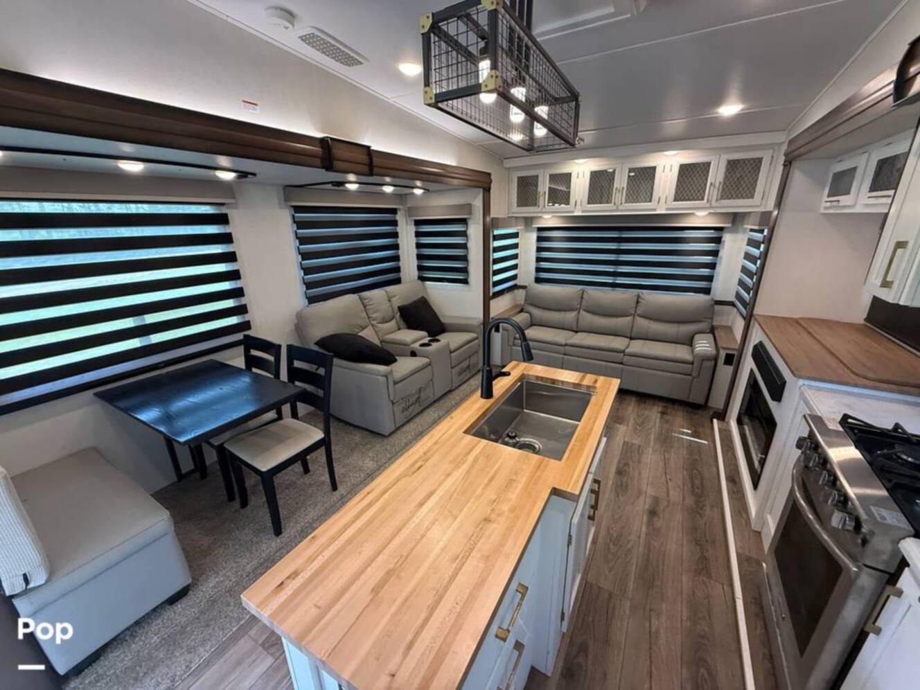 A photo of this 2022 Prime Time Crusader Lite 335RLP