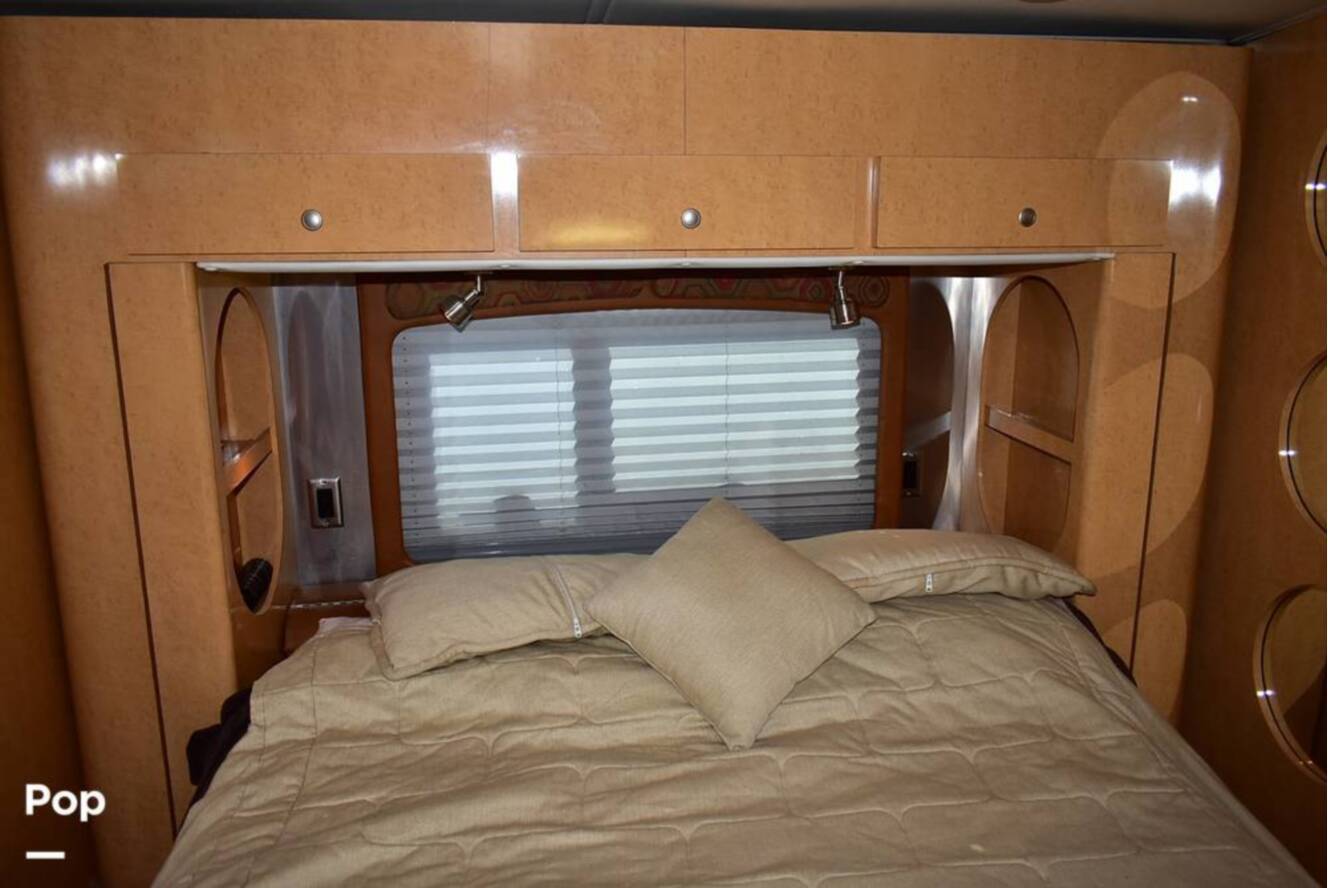 A photo of this 2006 Airstream Land Yacht A37