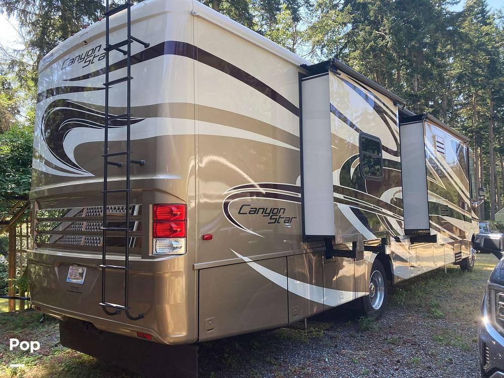 2014 Newmar Canyon Star 3953 in greenbank WA