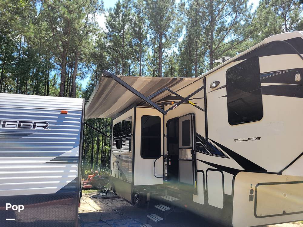 View more photos of this listing