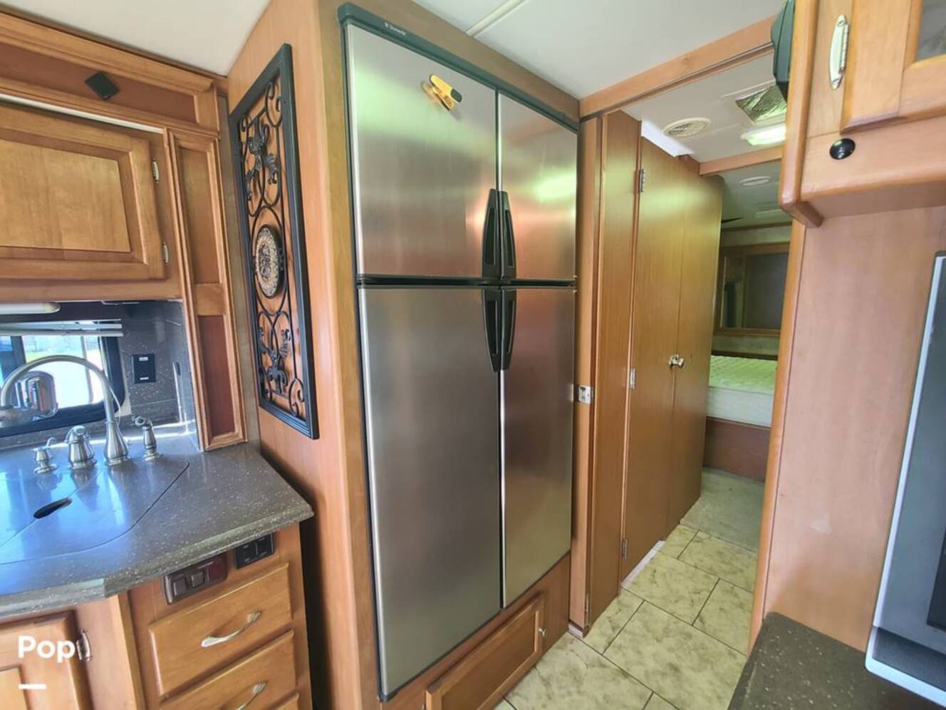 A photo of this 2009 Tiffin Allegro Bay 35TSB