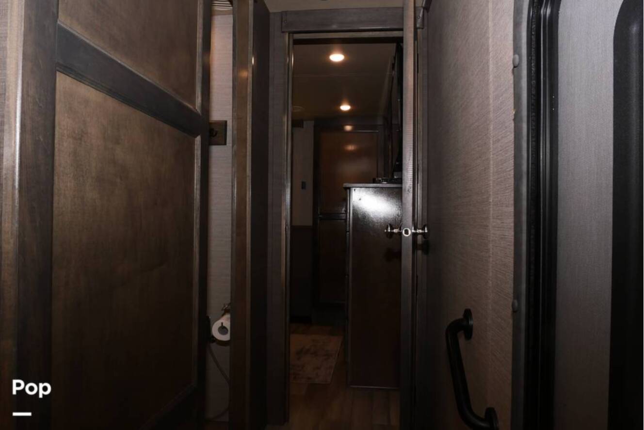 A photo of this 2022 Vanleigh Rv Beacon 42RDB