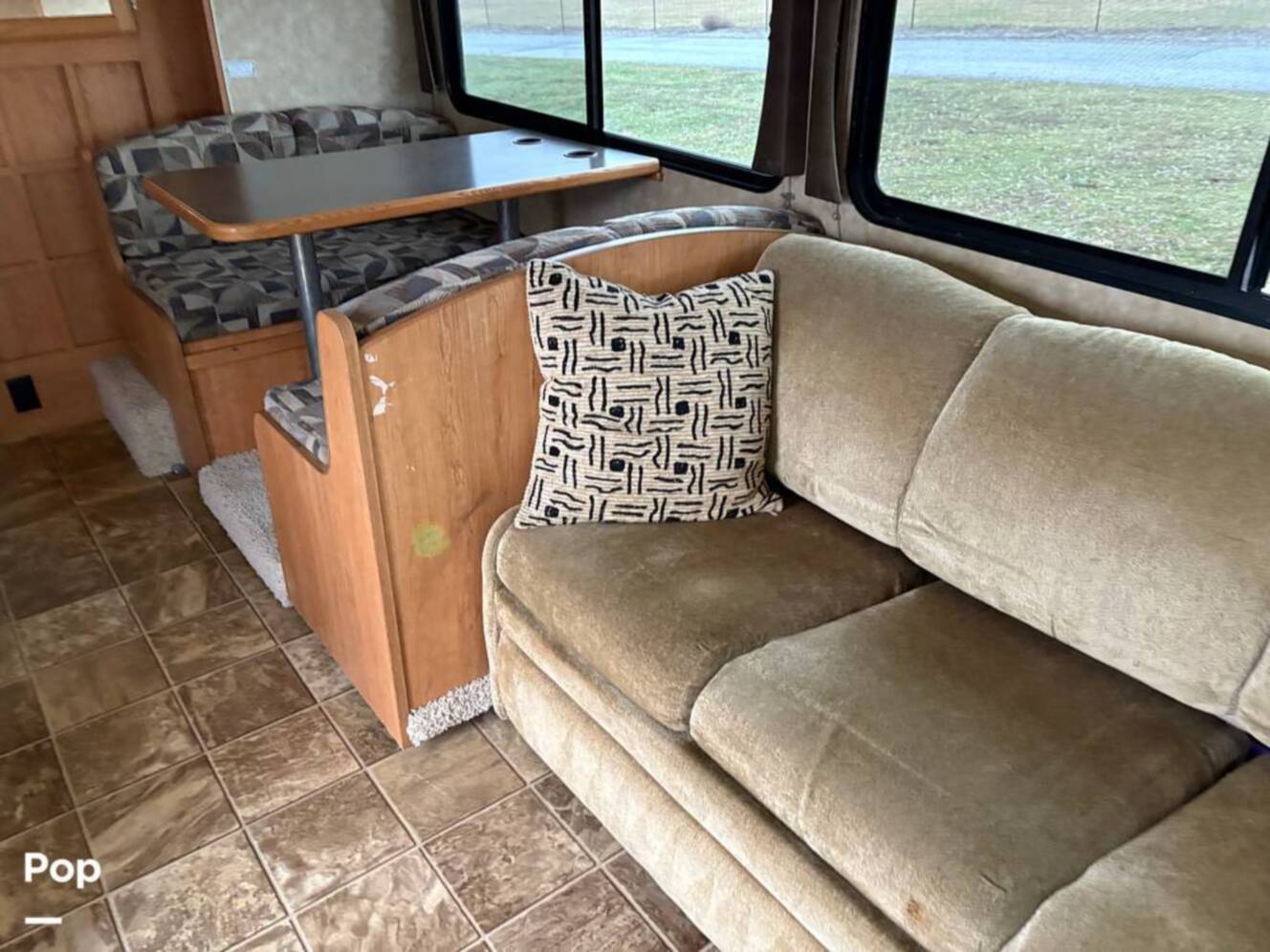 A photo of this 2009 Georgie Boy Maverick 315SS