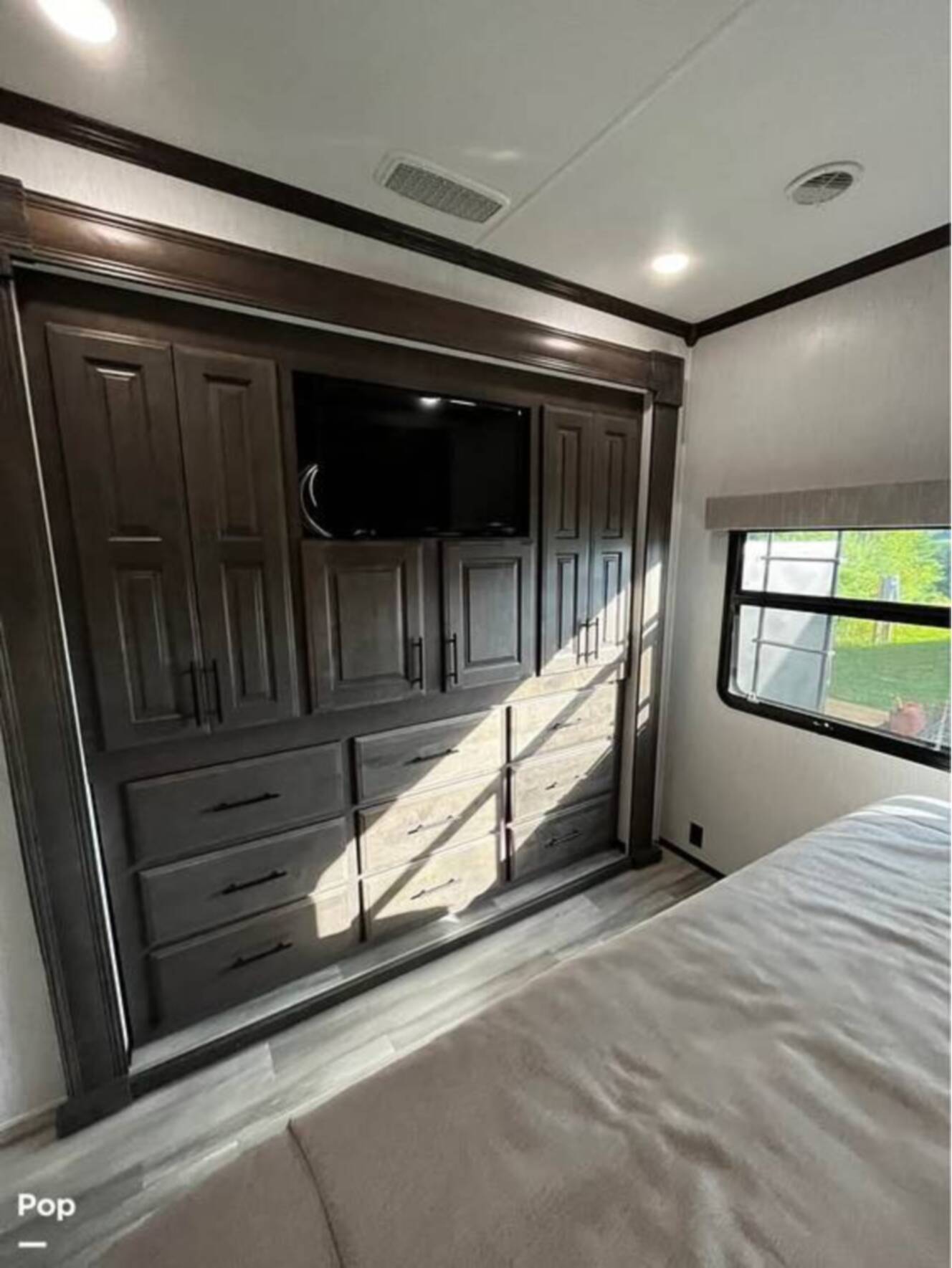 A photo of this 2021 Heartland Bighorn 3995FK