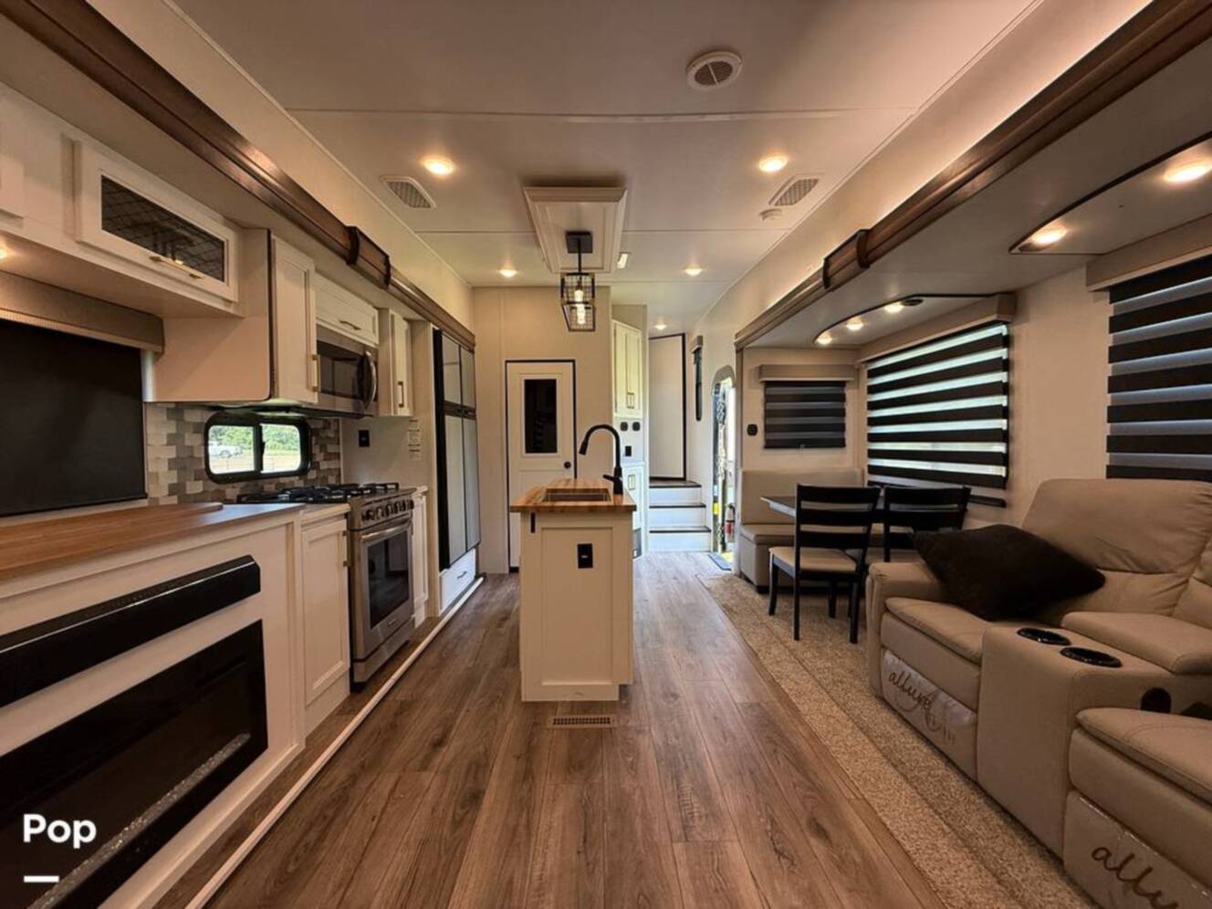 A photo of this 2022 Prime Time Crusader Lite 335RLP