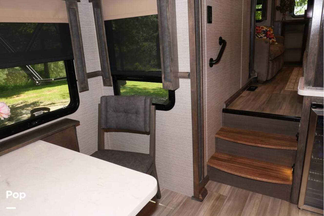 A photo of this 2022 Vanleigh Rv Beacon 42RDB