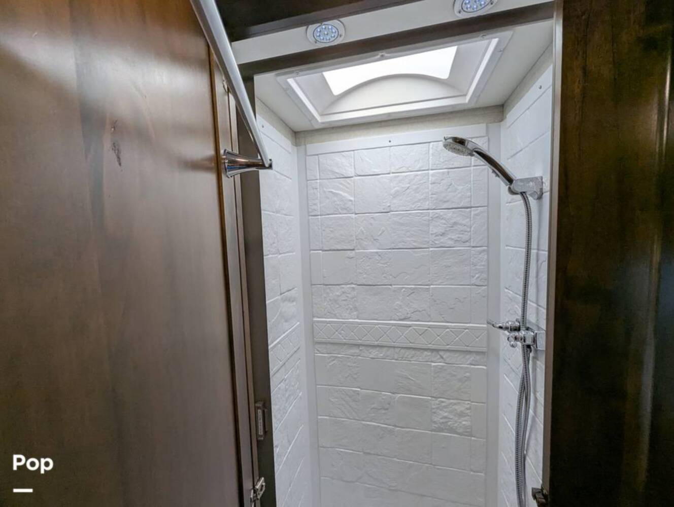 A photo of this 2018 Tiffin Wayfarer 24BW
