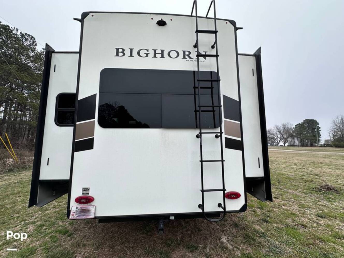 A photo of this 2021 Heartland Bighorn 3995FK