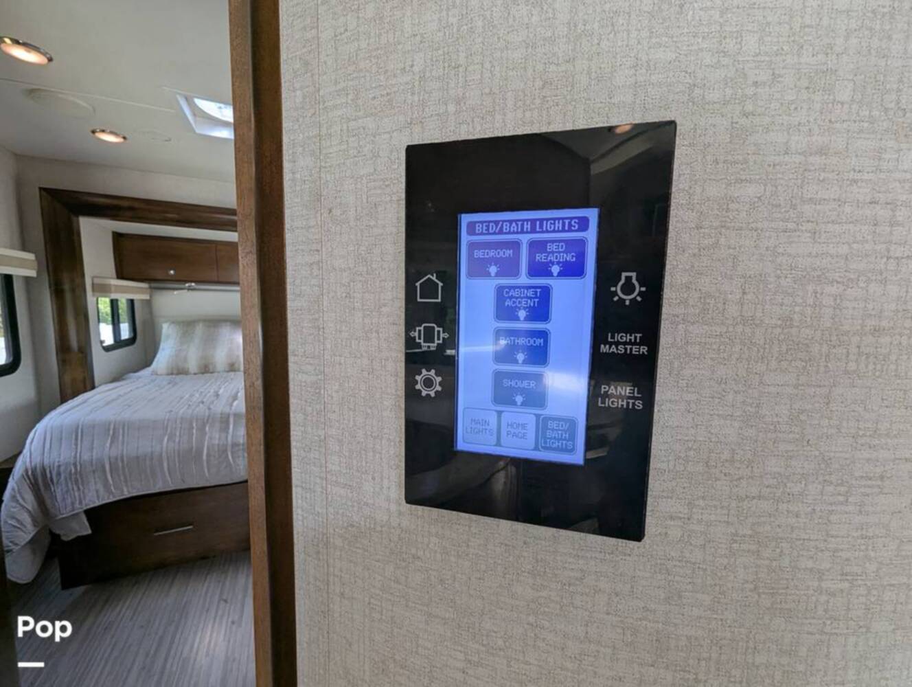 A photo of this 2018 Tiffin Wayfarer 24BW