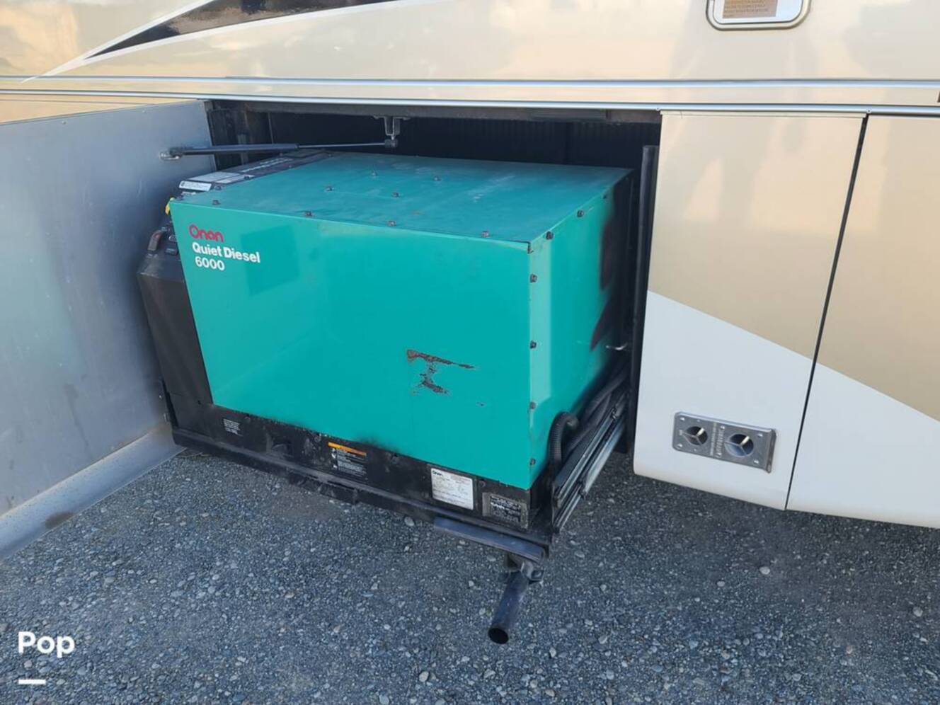 A photo of this 2009 Tiffin Allegro Bay 35TSB