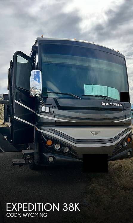 2015 Fleetwood Expedition 38K in cody WY