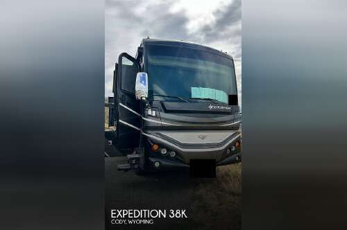 2015 Fleetwood Expedition 38K in cody WY