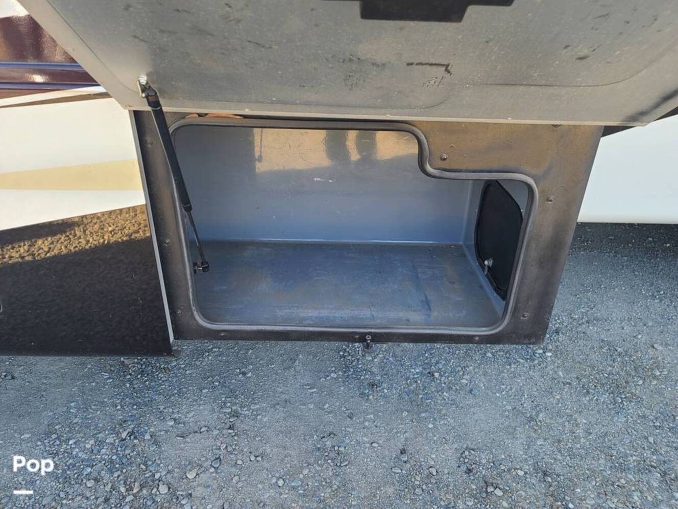 A photo of this 2009 Tiffin Allegro Bay 35TSB