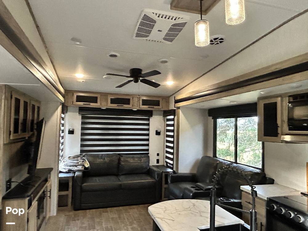 2022 Cherokee Arctic Wolf 3660 Suite in plummer ID