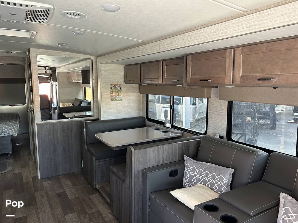 2022 Winnebago Vista 32M in the colony TX