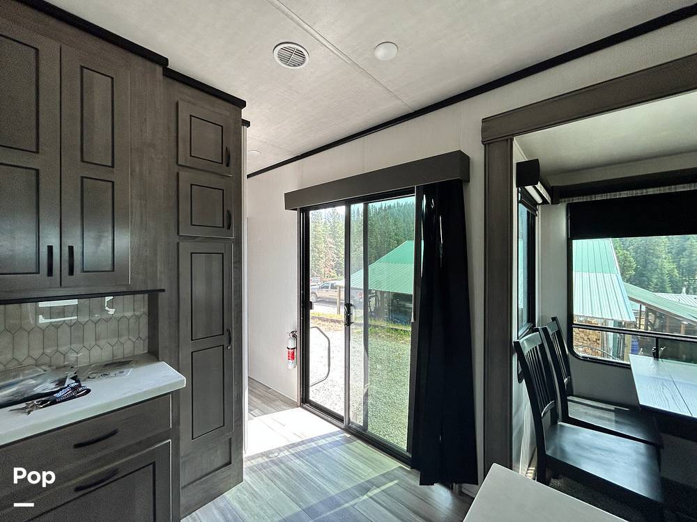 2022 Cedar Creek Cottage 40CRS in coeur d alene ID
