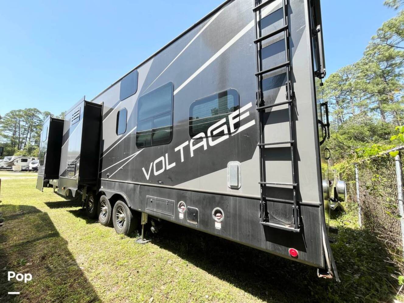 A photo of this 2021 Dutchmen Voltage 4205