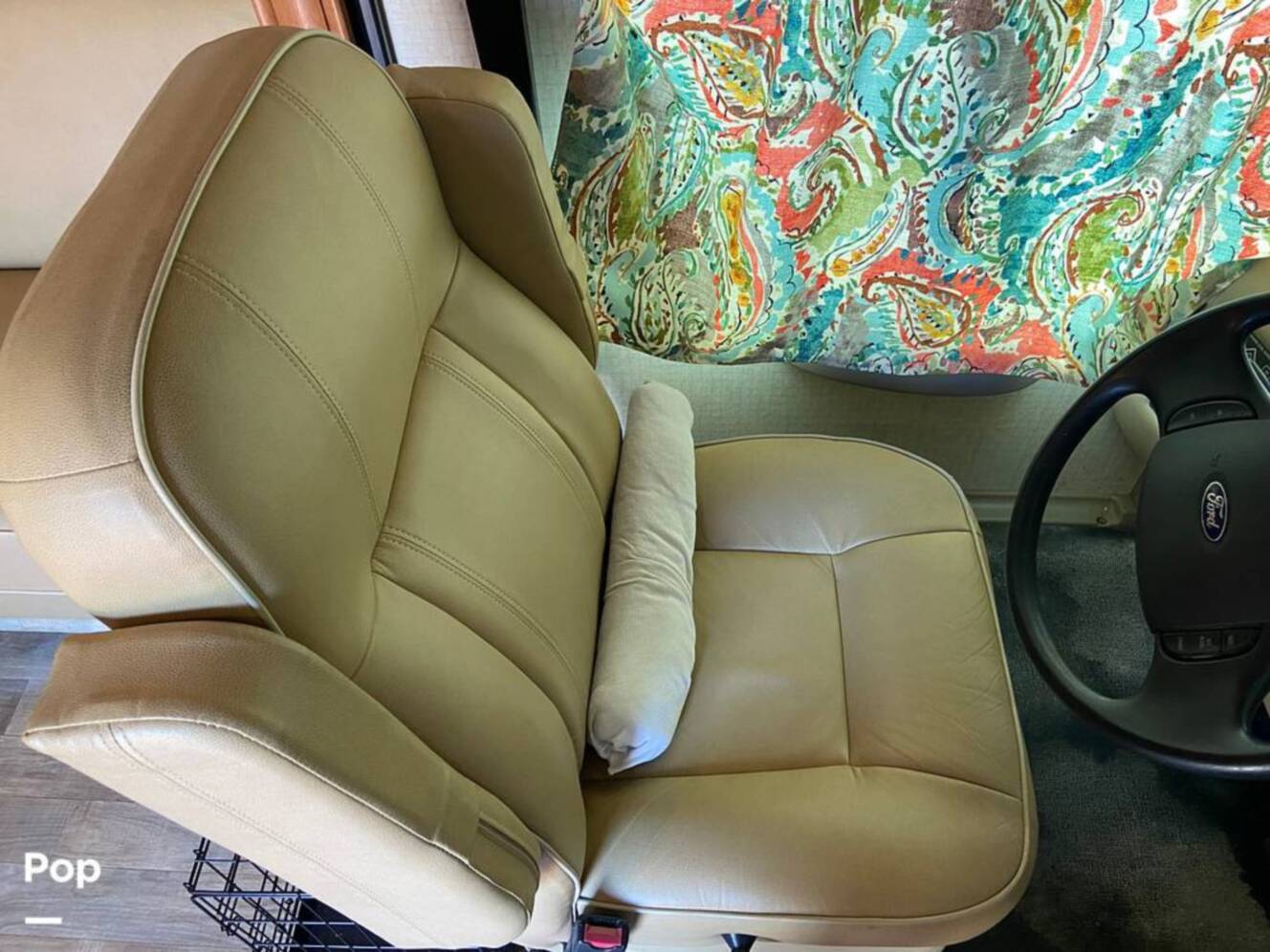 A photo of this 2017 Winnebago Sunstar 29VE