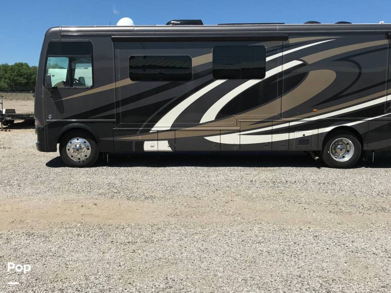 A photo of this 2021 Newmar Bay Star 3626