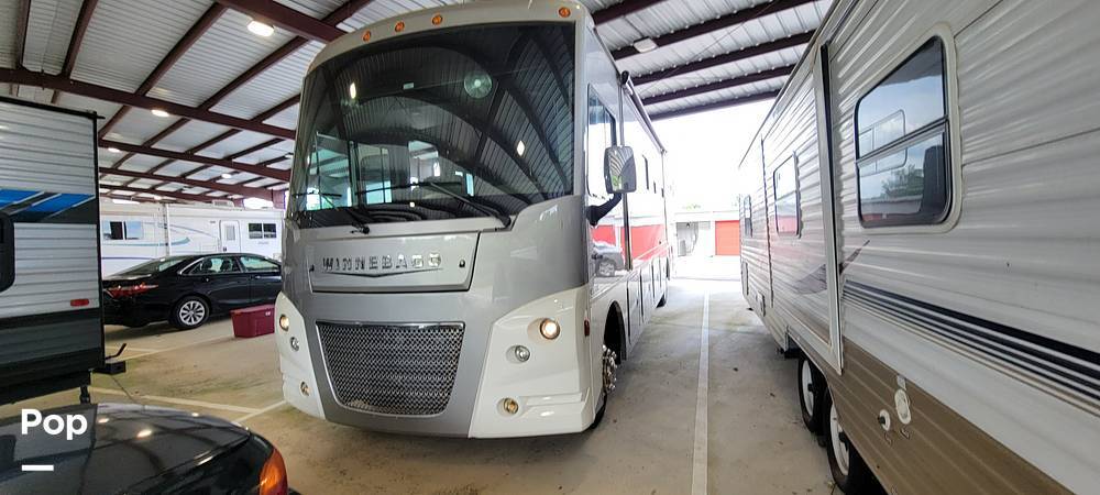2019 Winnebago Adventurer 35F in knoxville TN