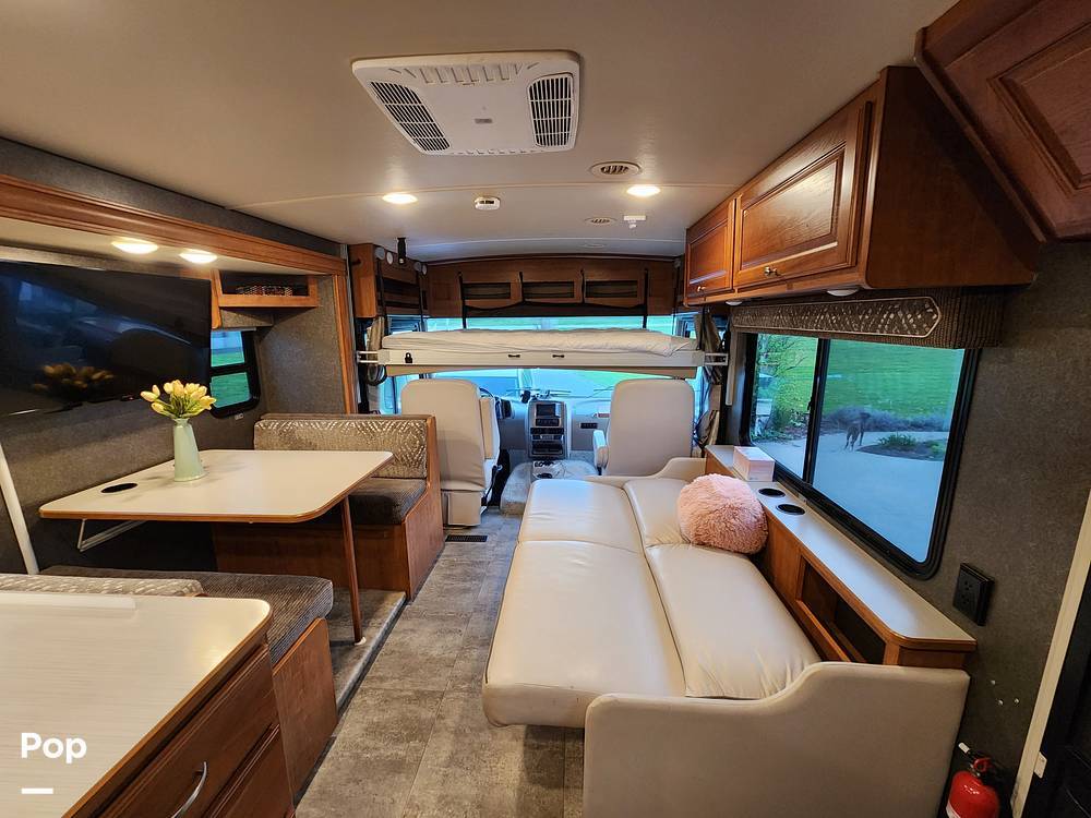 2017 Winnebago Vista 31BE in fredericksburg OH