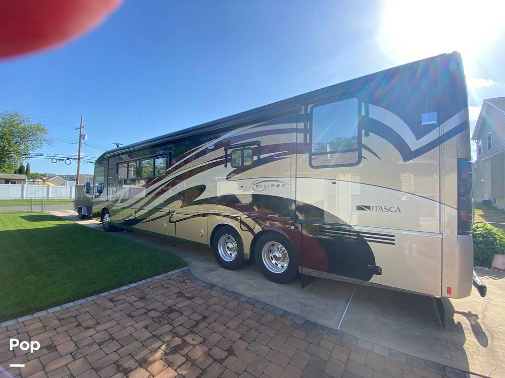 2012 Itasca Ellipse 42QD in brick NJ