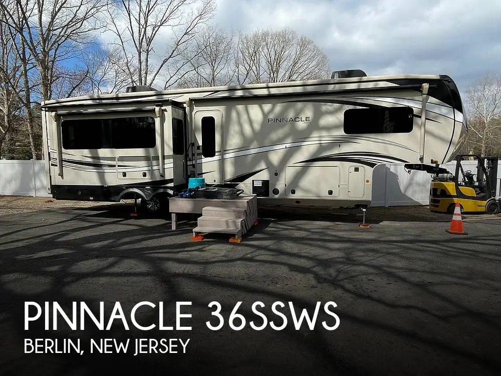2021 Jayco Pinnacle 36SSWS RV