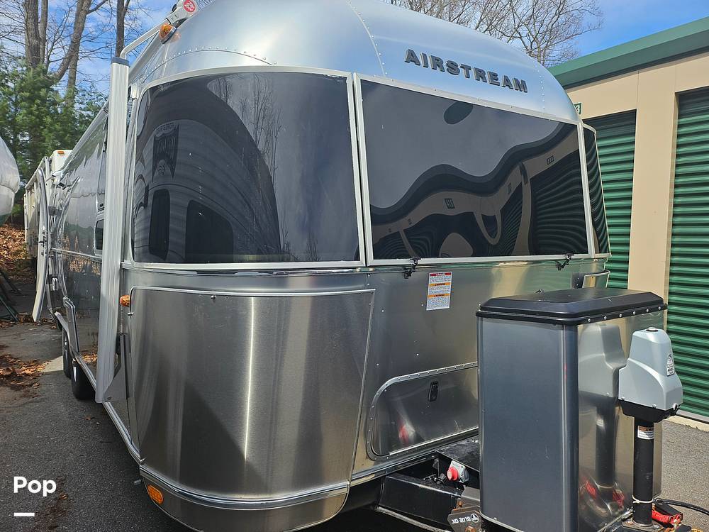 2019 Airstream Globetrotter 27FB in colchester CT