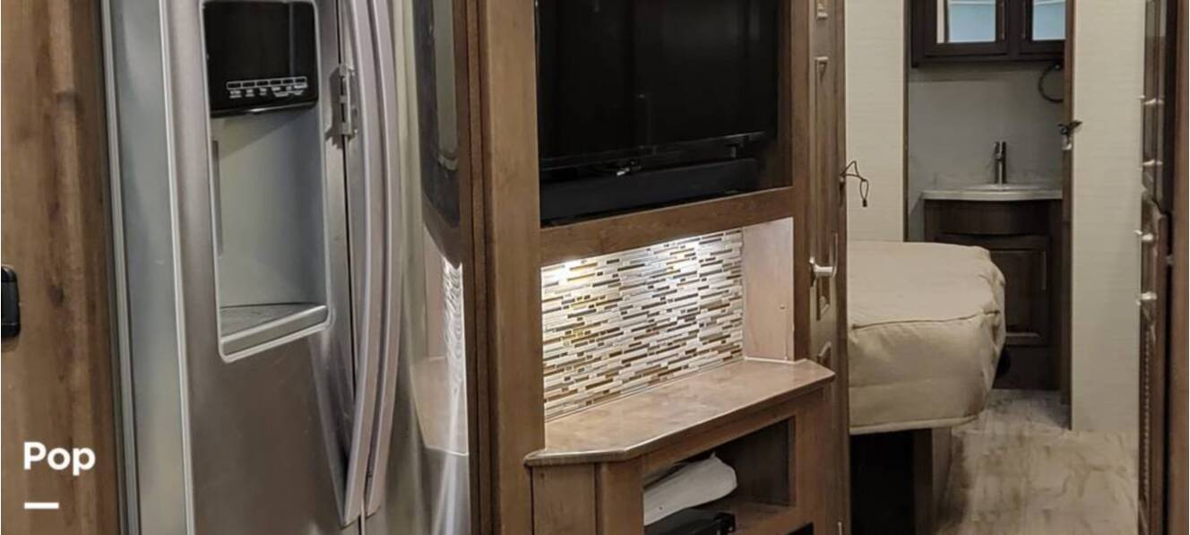 A photo of this 2019 Entegra Coach Emblem 36U
