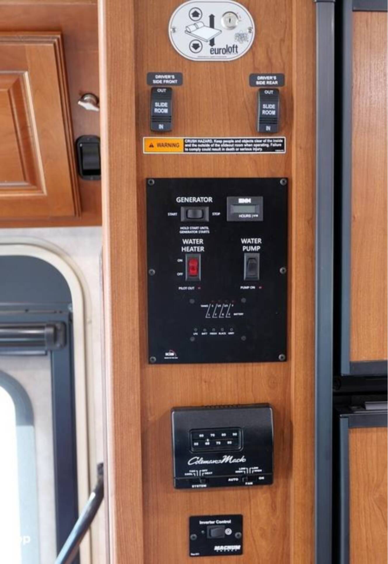 A photo of this 2019 Winnebago Vista 27PE