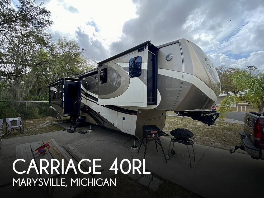 2015 Crossroads Carriage 40RL CG40RL in marysville MI