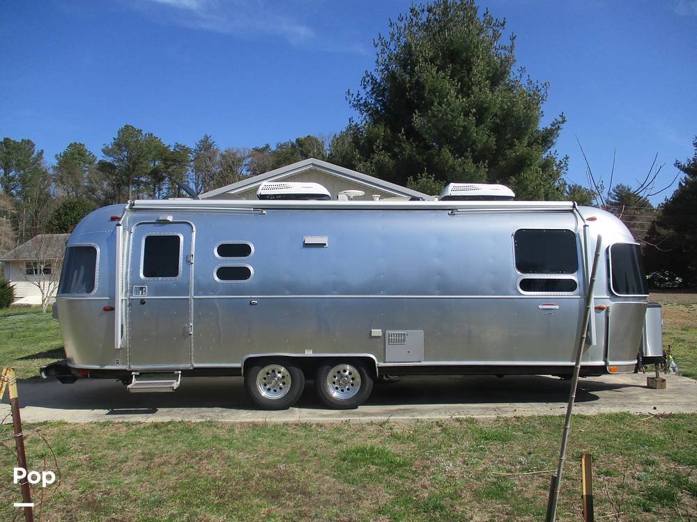 2018 Airstream International Signature 27FB in lewes DE