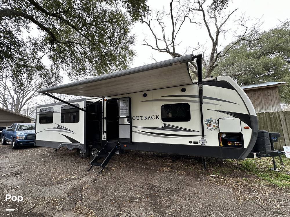 2019 Keystone Outback 328RL in brookshire TX