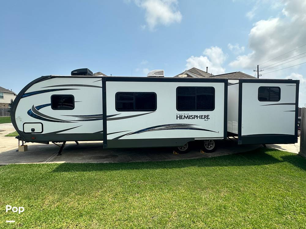 2019 Forest River Hemisphere 300BH in baytown TX